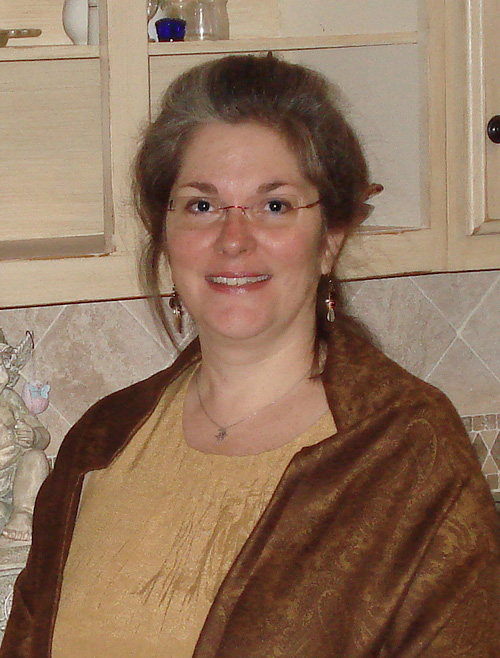 Brown Leslie 500x658
