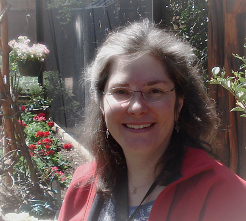 Dr Leslie Hayes
